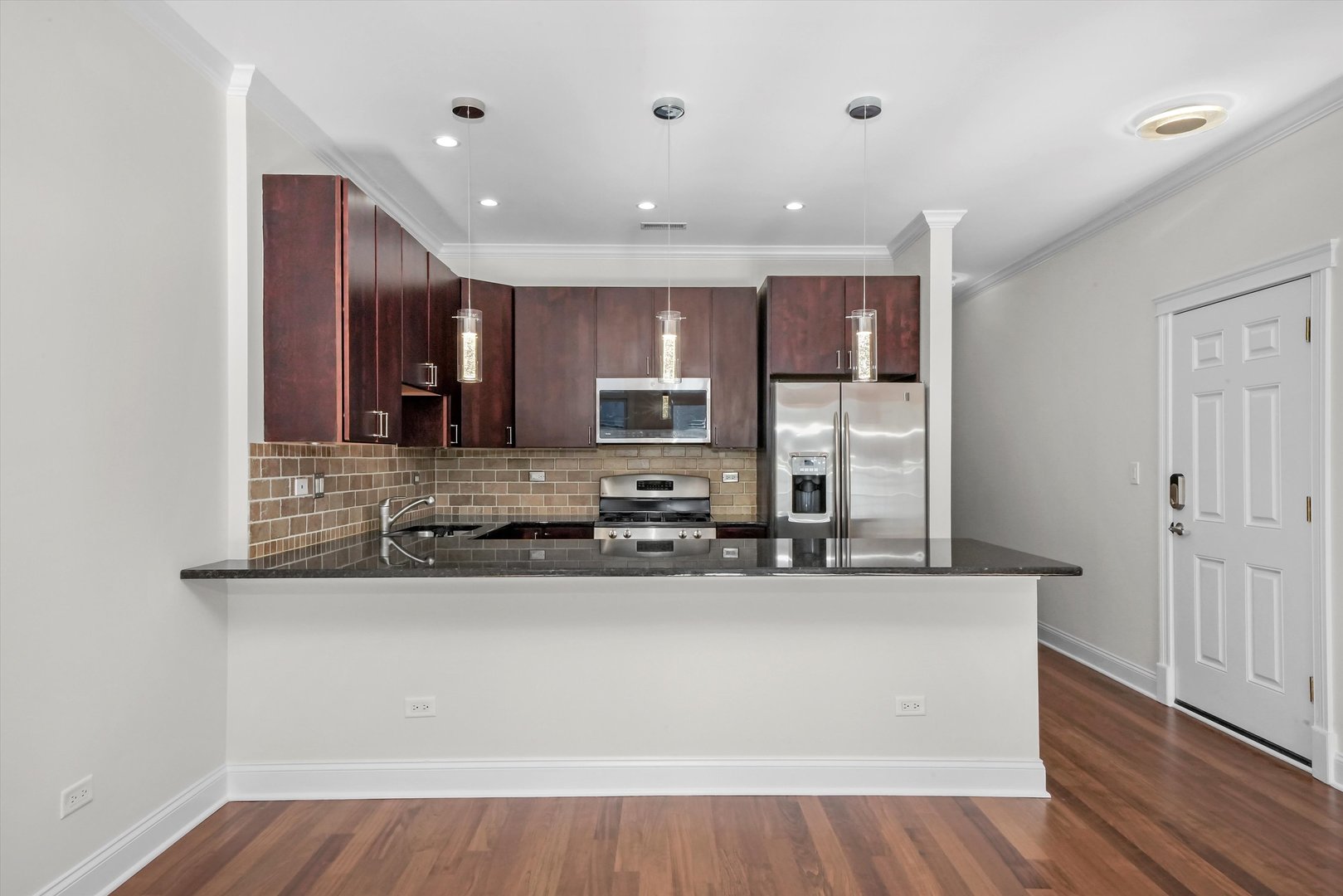 39 North Morgan Street, Unit 2 Chicago, IL 60607 - Photo 10 of 31