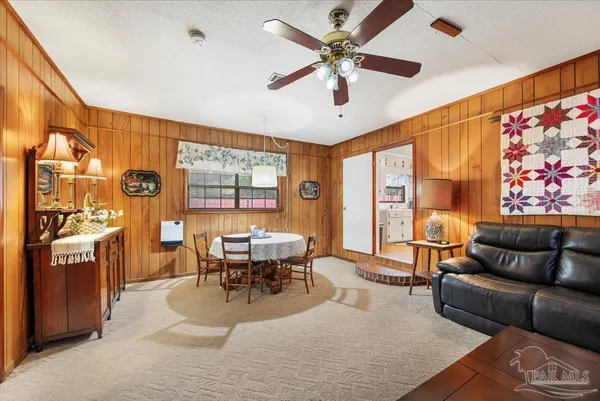 $1,600 | 5490 Berryhill Road, Milton, FL 32570