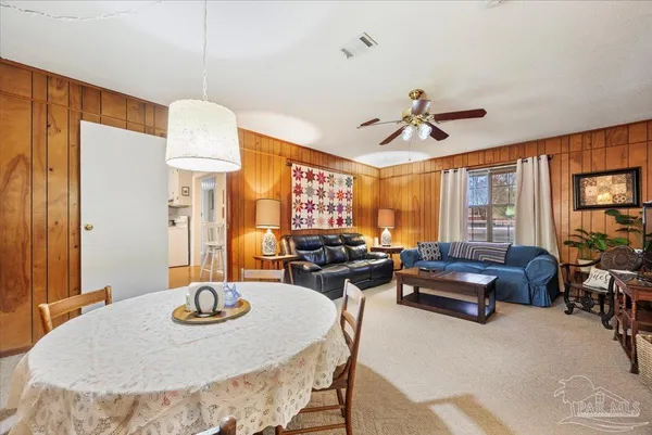 $1,600 | 5490 Berryhill Road, Milton, FL 32570