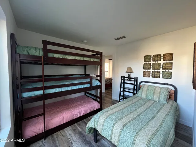 $2,500 | 13610 North 82nd Avenue, Peoria, AZ 85381