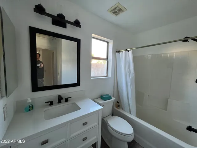 $2,500 | 13610 North 82nd Avenue, Peoria, AZ 85381