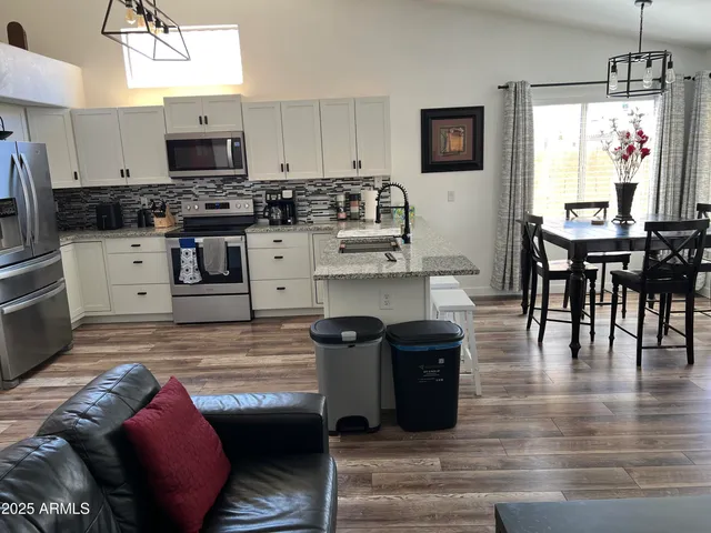 $2,500 | 13610 North 82nd Avenue, Peoria, AZ 85381