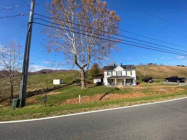 4569 Jordantown Road Vinton, VA 24179 - Photo 7 of 10 a view of a house with a yard