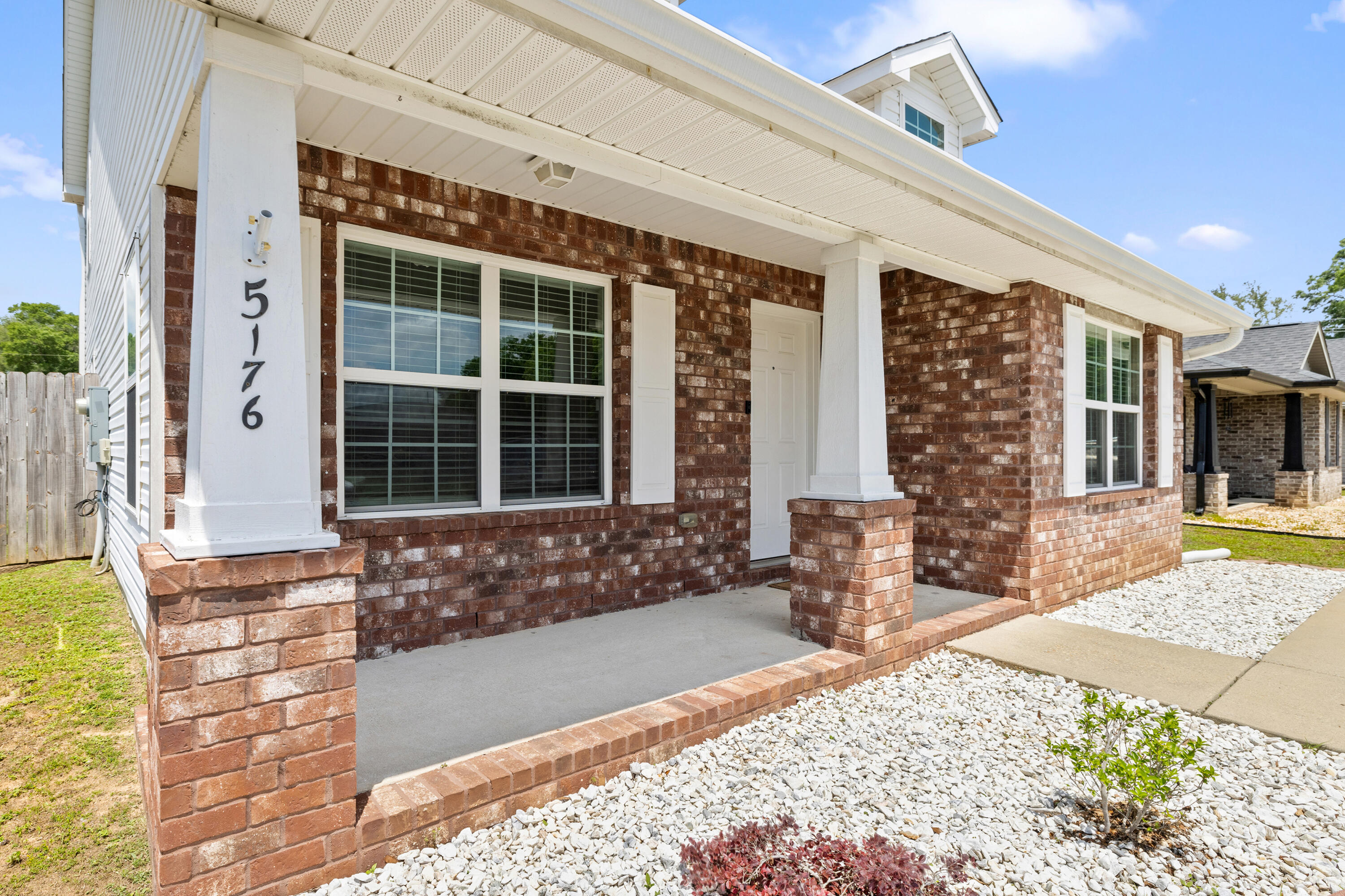 5176 Carmell Ridge Circle Milton, FL 32570 - Photo 4 of 42 05