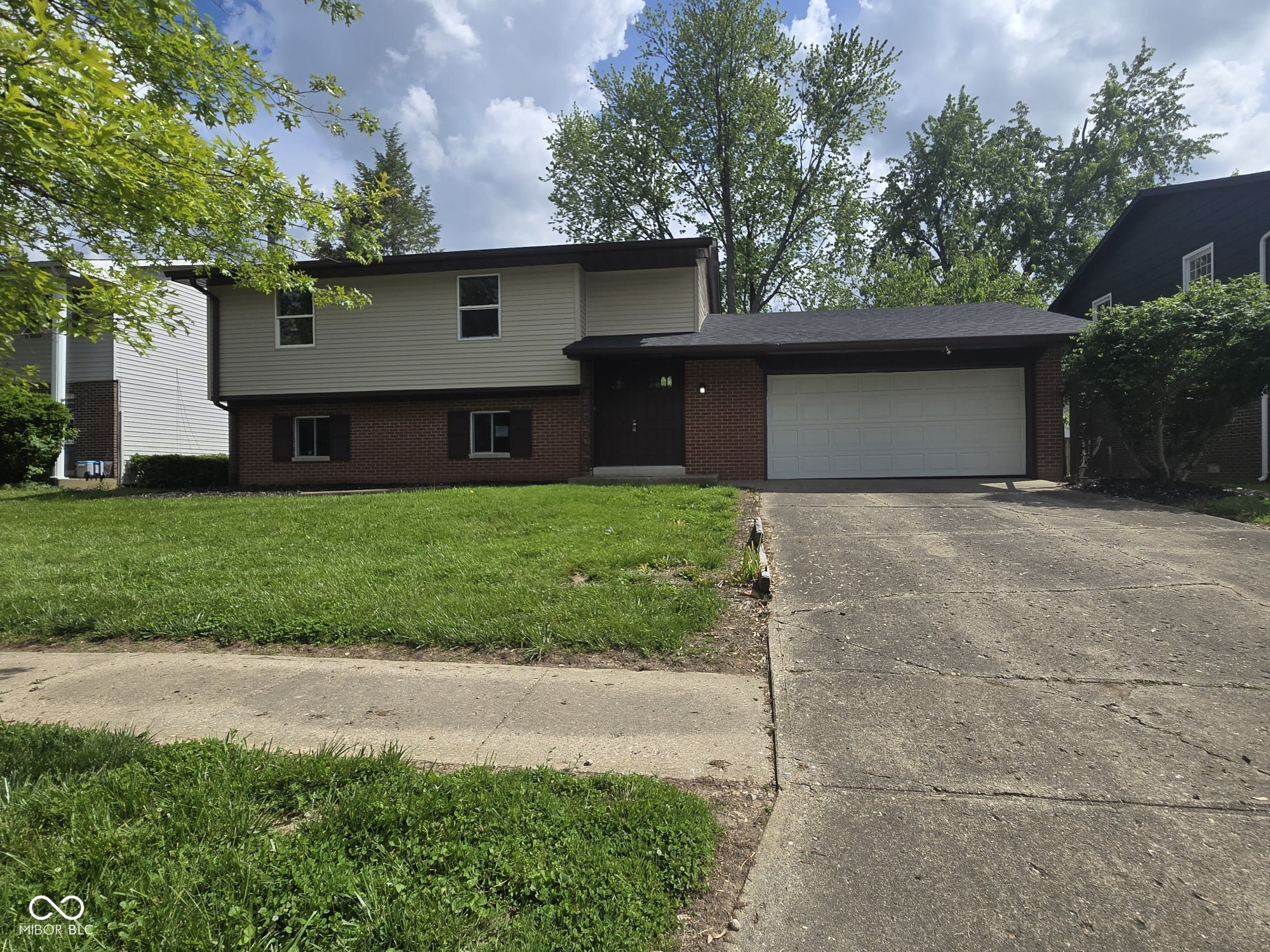 1901 East Buena Vista Dr