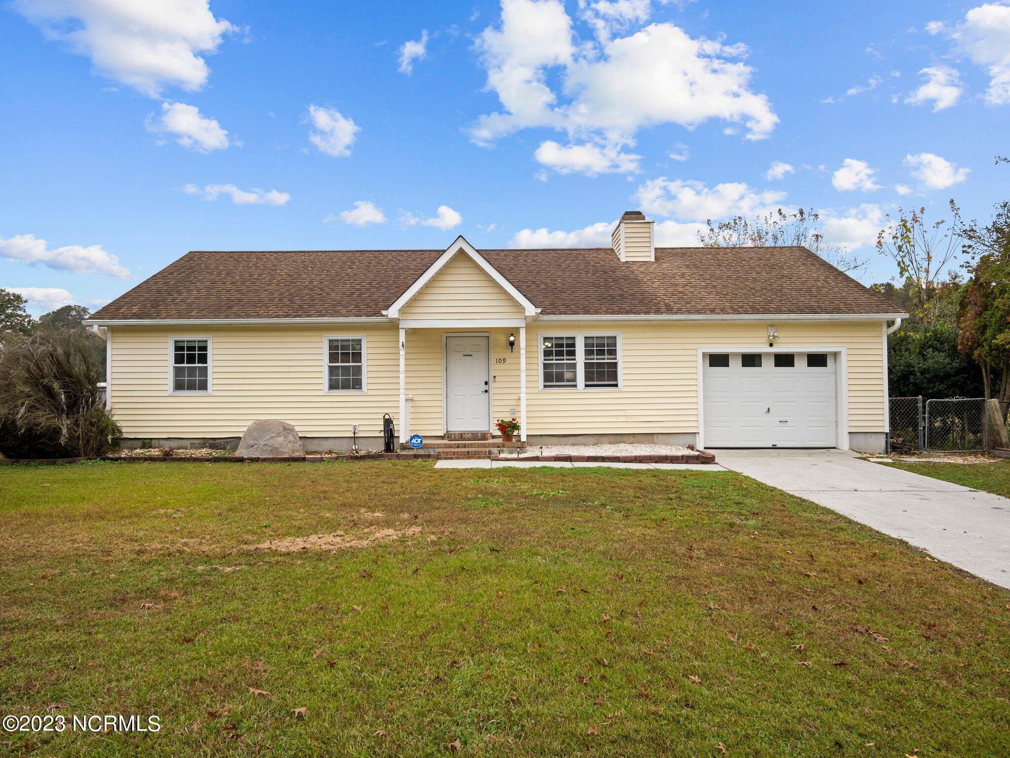 109 Falcon Crest Road Jacksonville, NC 28540 - Photo 1 of 49 Front Elevation