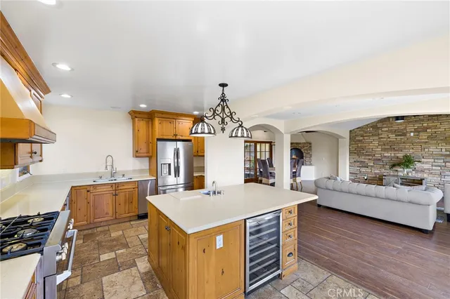 $9,800 | 1609 South Ola Vista, San Clemente, CA 92672