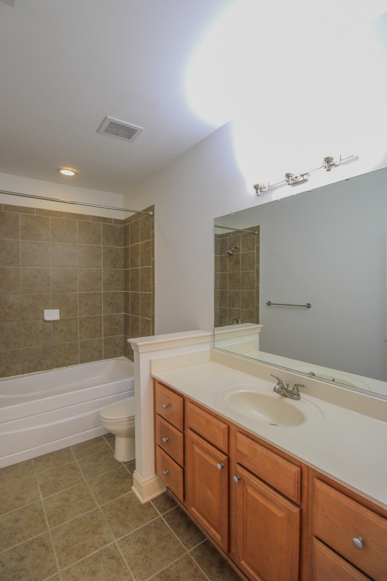 1900 Belle Isle Avenue, Unit 102 Mount Pleasant, SC 29464 - Photo 12 of 17 IMG_6288