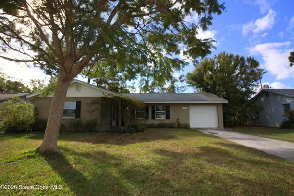 $1,900 | 3325 Elizabeth Street, West Melbourne, FL 32904