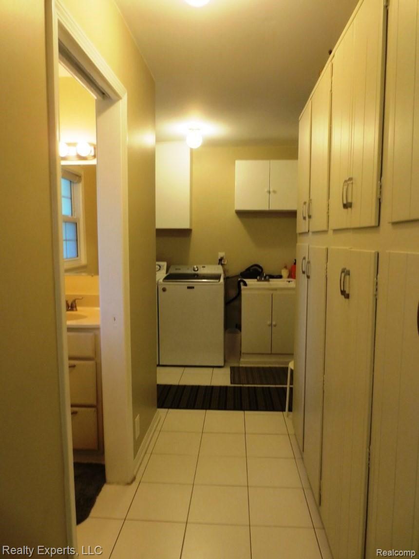 12661 Stanley Road Belleville, MI 48111 - Photo 23 of 33 IMG_2390.jpg