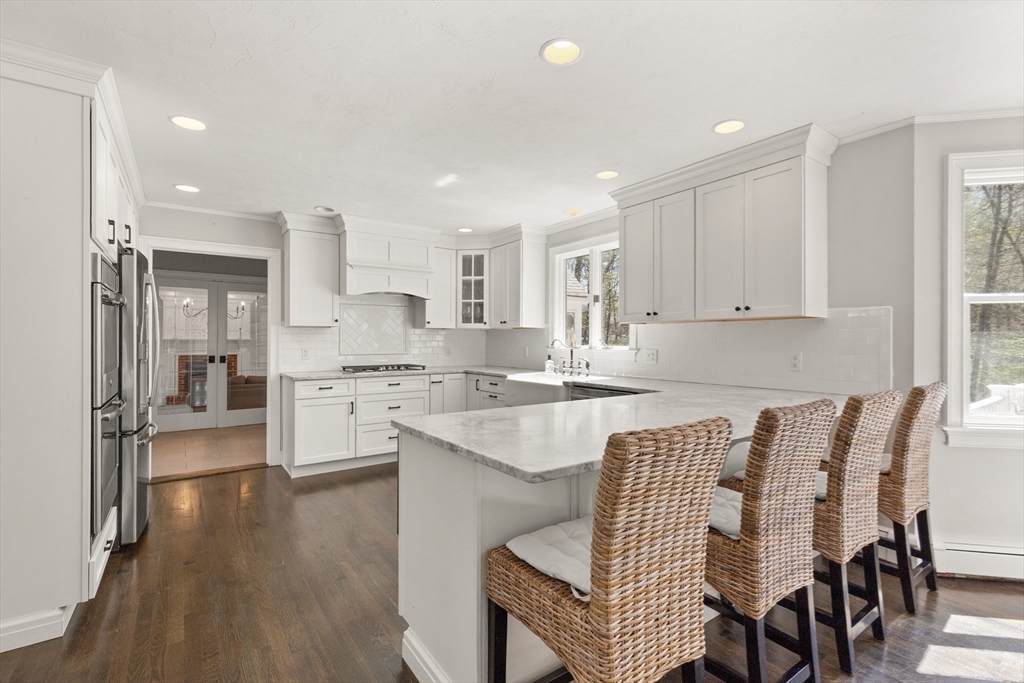 31 Riverside Terrace Easton, MA 02356 - Photo 3 of 36 Gallery Image 3