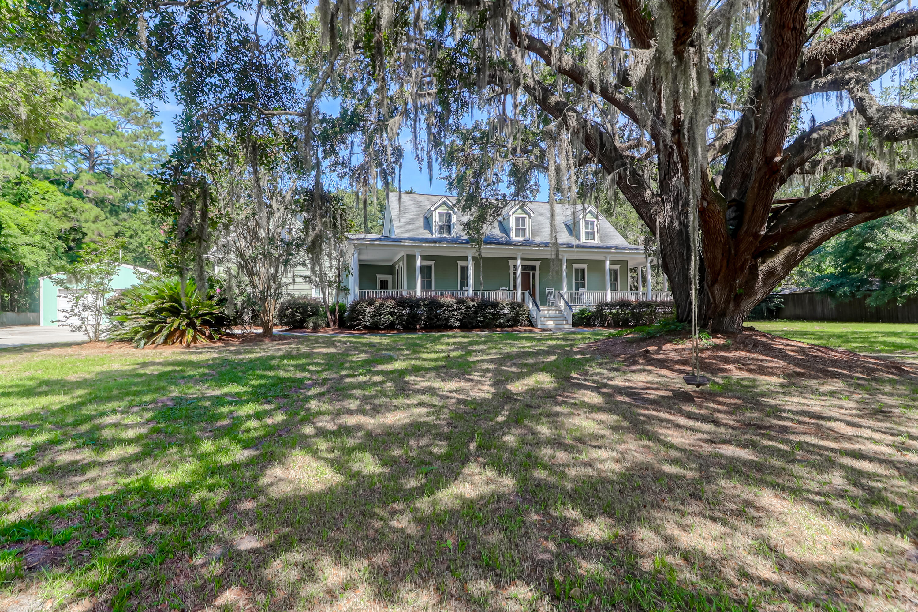 2630 Rifle Range Road Mount Pleasant, SC 29466 - Photo 3 of 77 Front Exterior