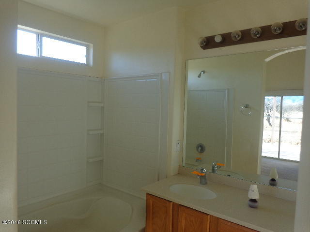 125 Alemania Court Rio Rico, AZ 85648 - Photo 10 of 13