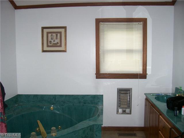 971 Austin Little Mountain Road Ronda, NC 28670 - Photo 4 of 7 Master Bath/Spa.