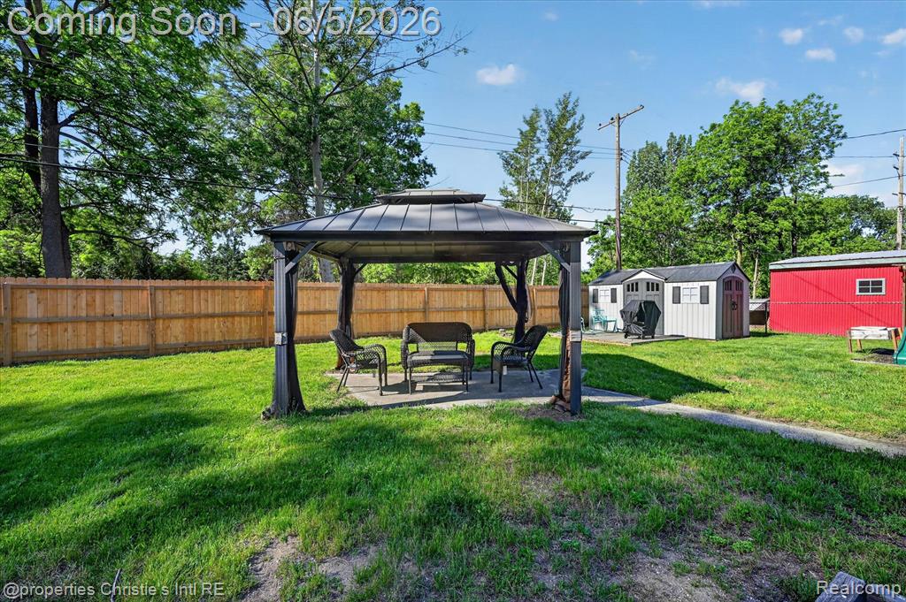 39185 Chase Street Romulus, MI 48174 - Photo 29 of 34