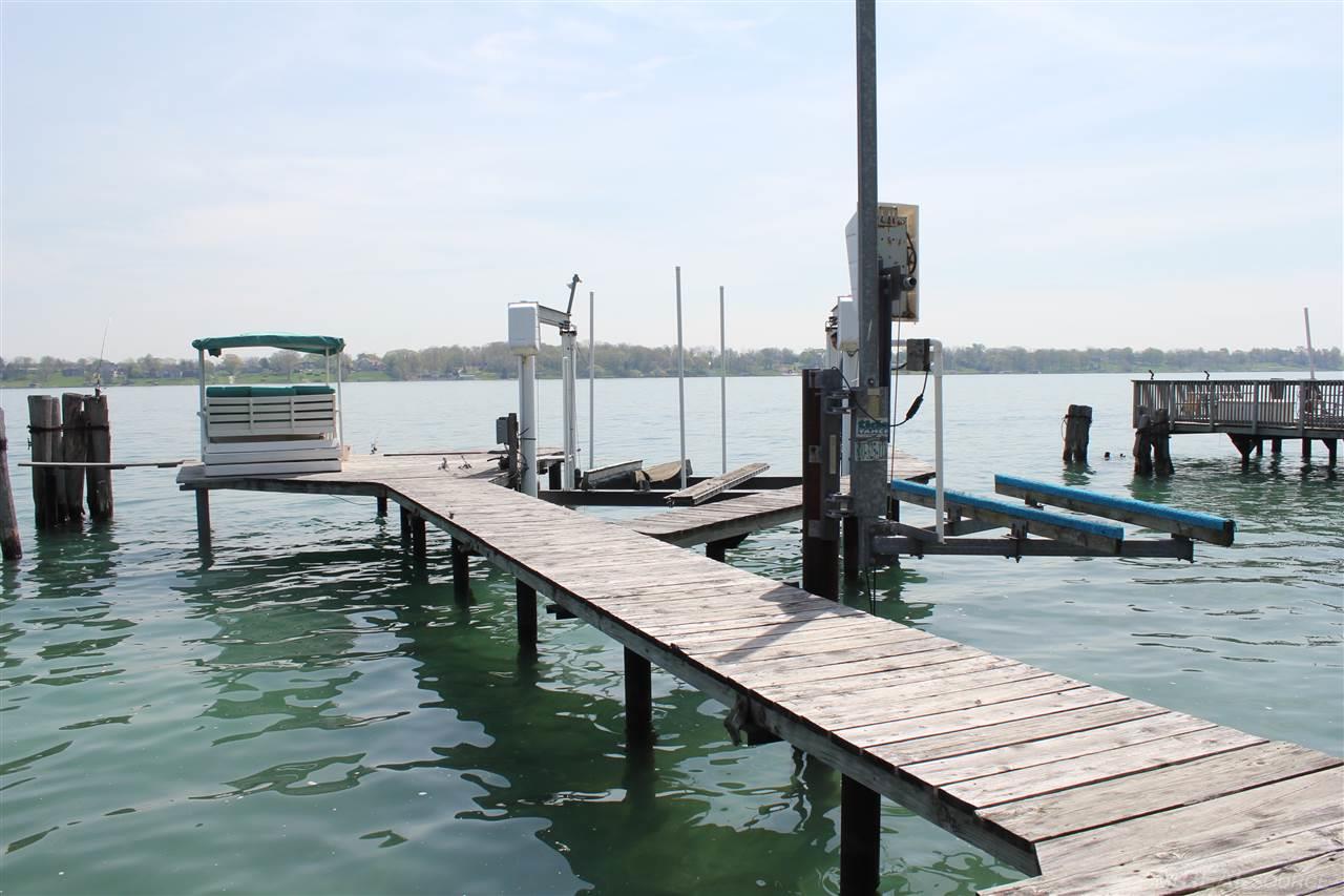 1283 River Road St. Clair, MI 48079 - Photo 9 of 94 31347827-8.JPG