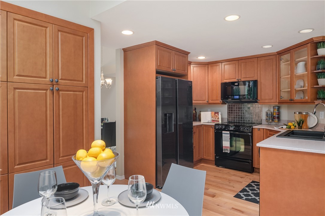 11702 Northeast 165th Place Bothell, WA 98011 - Photo 20 of 35 Gallery Image 20