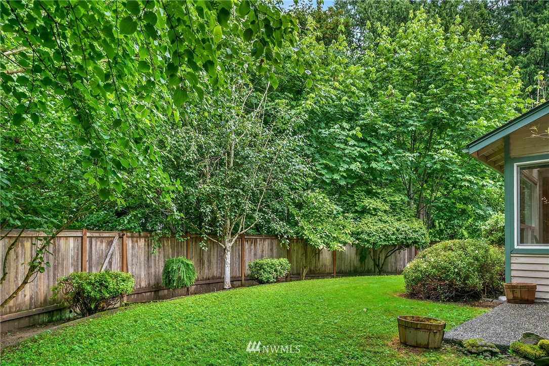 11702 Northeast 165th Place Bothell, WA 98011 - Photo 31 of 35 Gallery Image 31