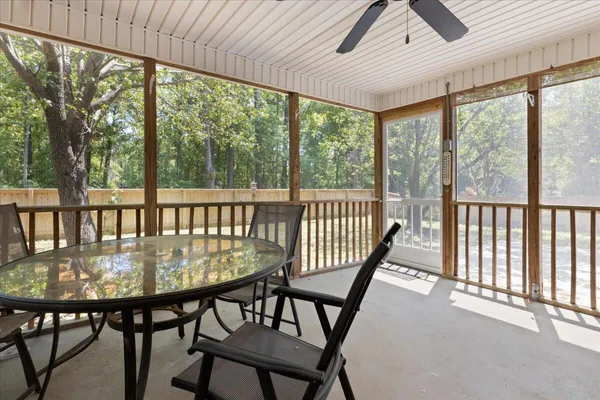 $4,295 | 3250 Morningdale Drive, Mount Pleasant, SC 29466