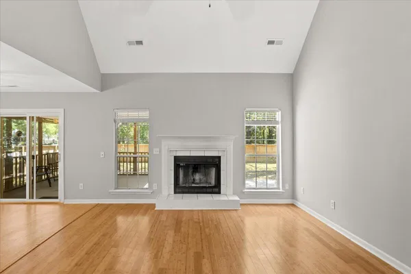 $4,295 | 3250 Morningdale Drive, Mount Pleasant, SC 29466