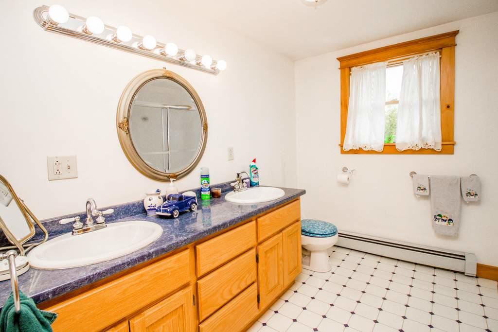 239 Main Street Jay, ME 04239 - Photo 22 of 34 Bathroom