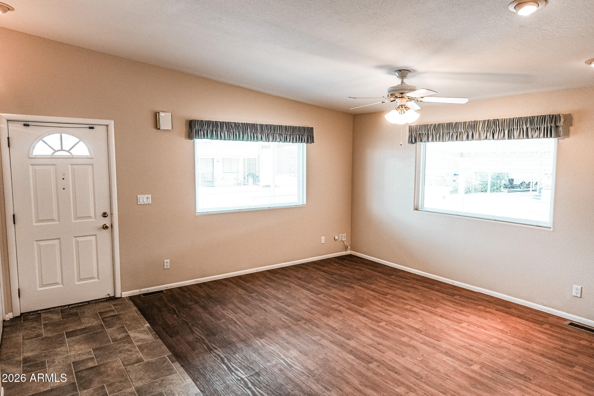 17200 West Bell Road, Unit 758 Surprise, AZ 85374 - Photo 6 of 30 DSC01336