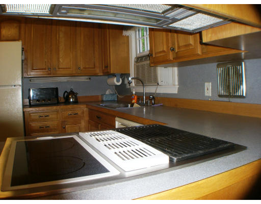 5 Country Club Road Acton, MA 01720 - Photo 4 of 12 Gallery Image 4