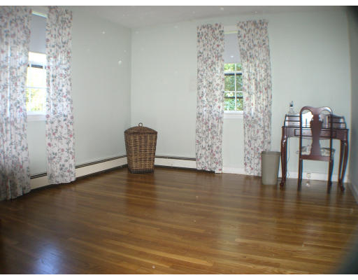 5 Country Club Road Acton, MA 01720 - Photo 8 of 12 Gallery Image 8