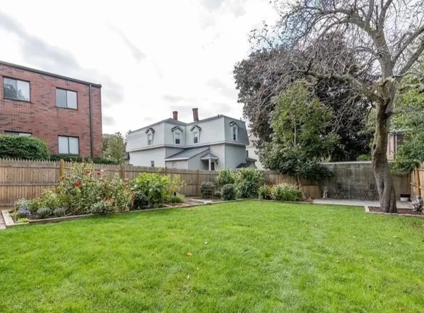 $5,600 | 16 Trowbridge Street, Unit 2, Belmont, MA 02478