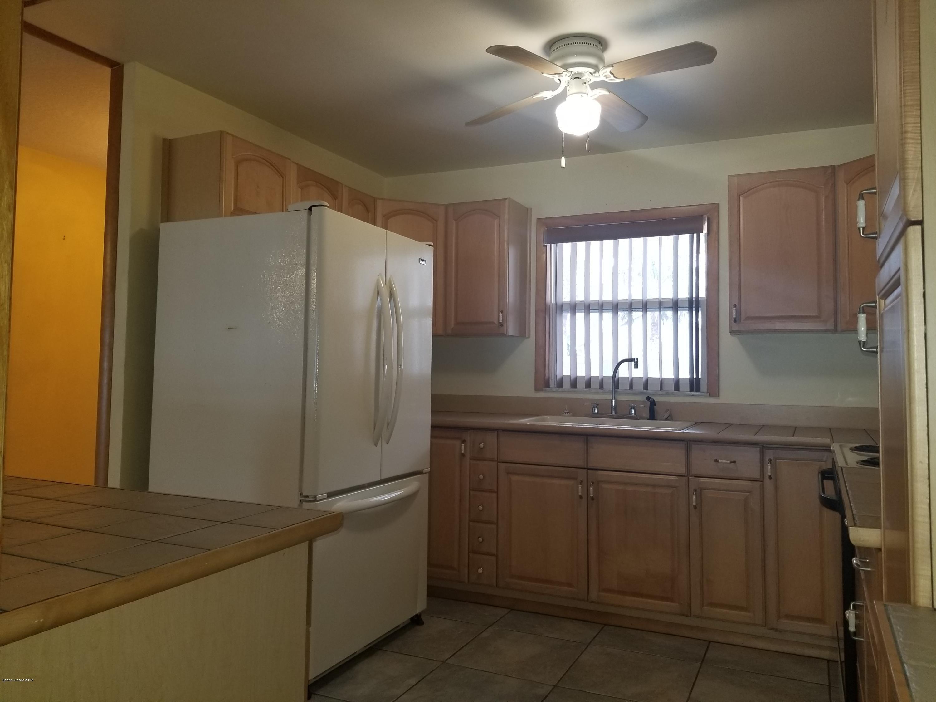 5580 Holden Road Cocoa, FL 32927 - Photo 11 of 12 Kitchen