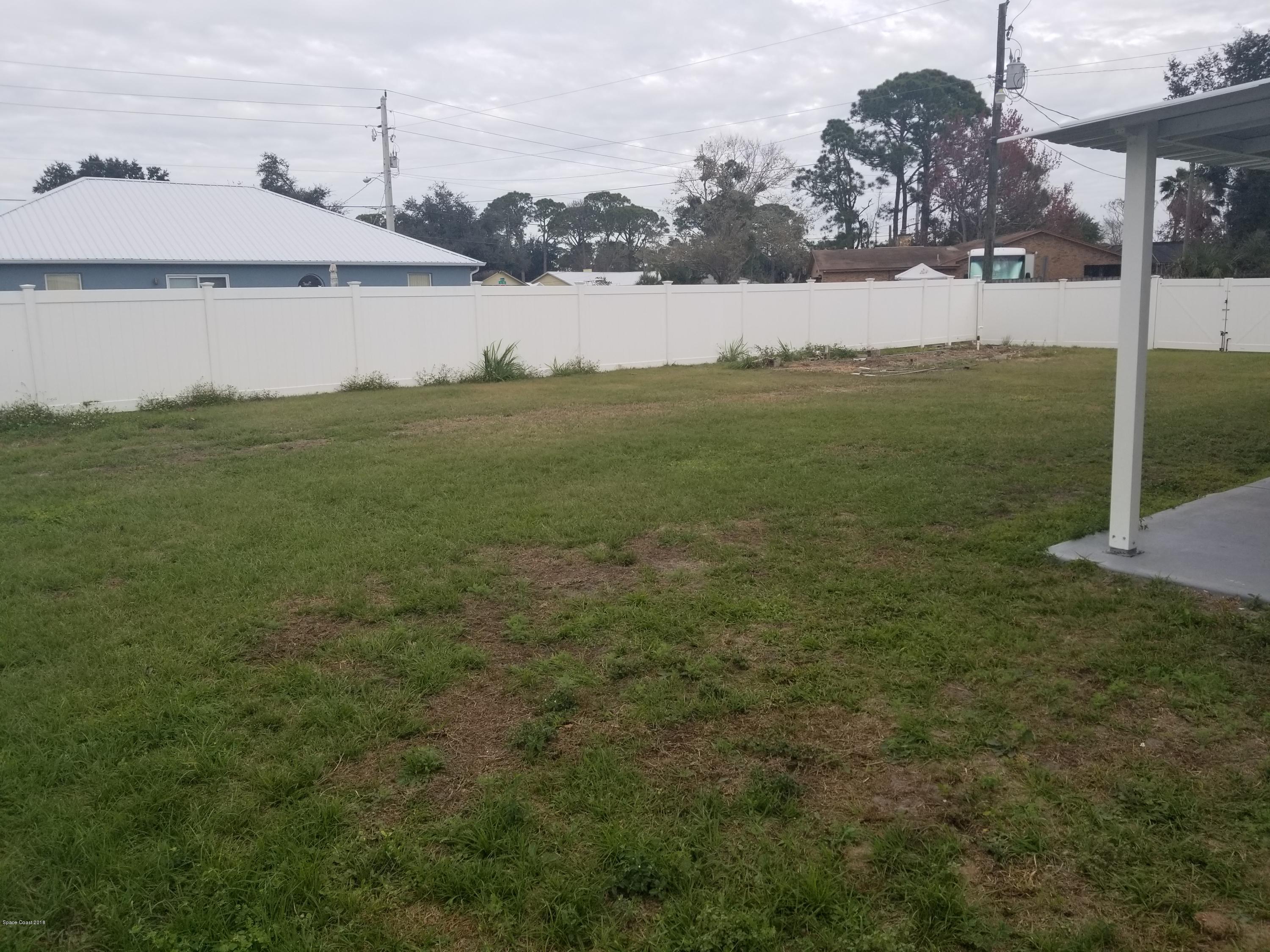 5580 Holden Road Cocoa, FL 32927 - Photo 6 of 12 Back Yard