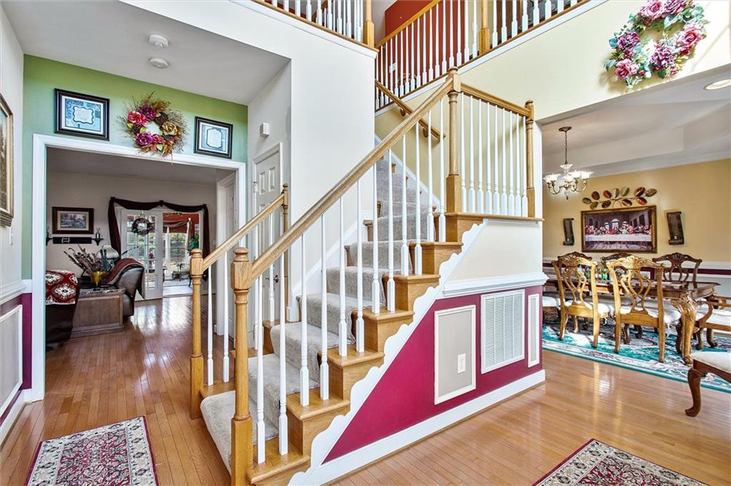 11564 Centennial Road Prince George, VA 23875 - Photo 2 of 33 Stairwell