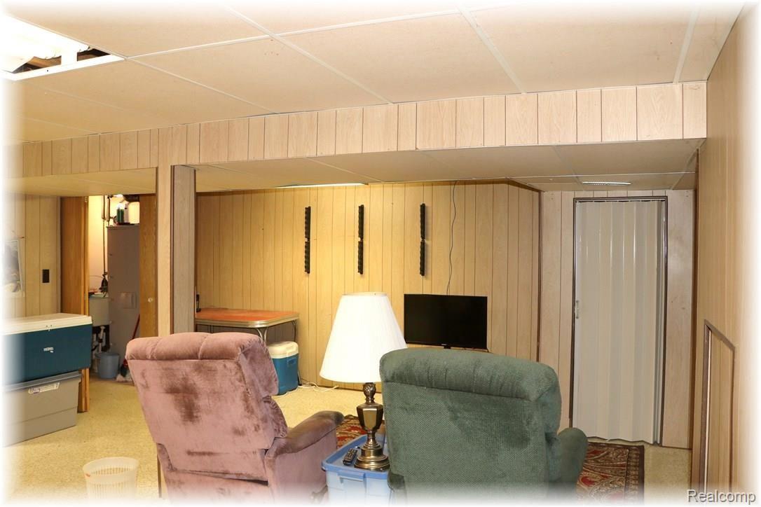 25026 Rubin Road Warren, MI 48089 - Photo 31 of 40 30.jpg