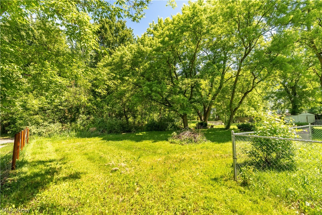 2255 Lake Road Akron, OH 44312 - Photo 24 of 28