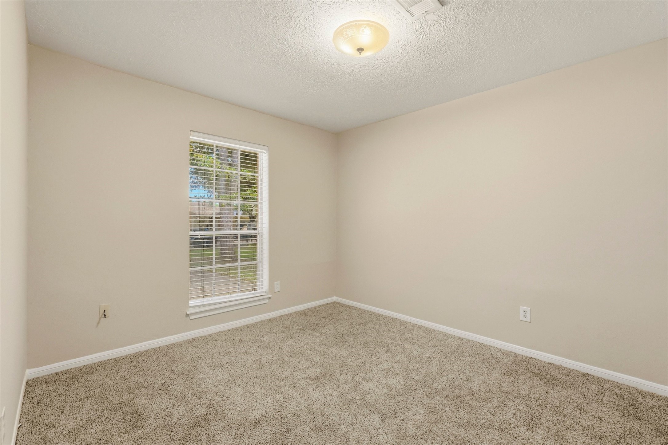 810 Sunnybrook Lane Baytown, TX 77521 - Photo 23 of 27