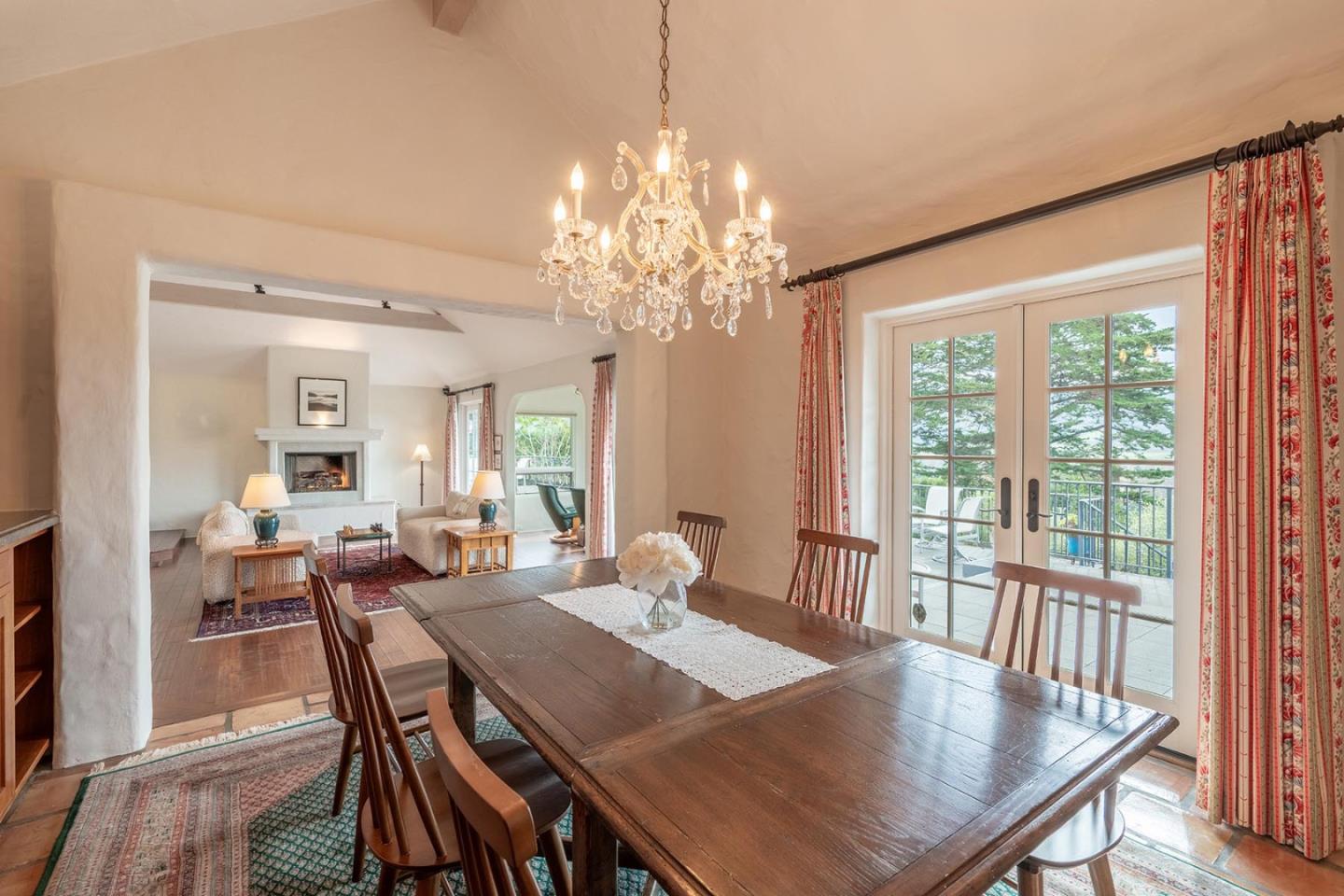 25987 Rio Vista Drive Carmel, CA 93923 - Photo 8 of 21