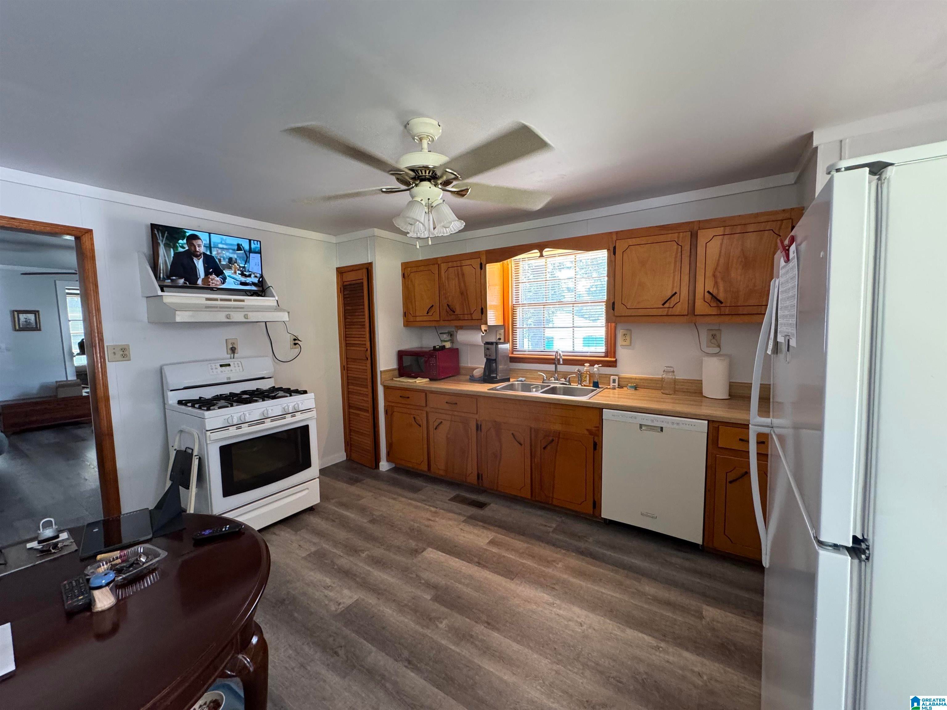 206 West Glade Road Anniston, AL 36206 - Photo 37 of 42 Gallery Image 37