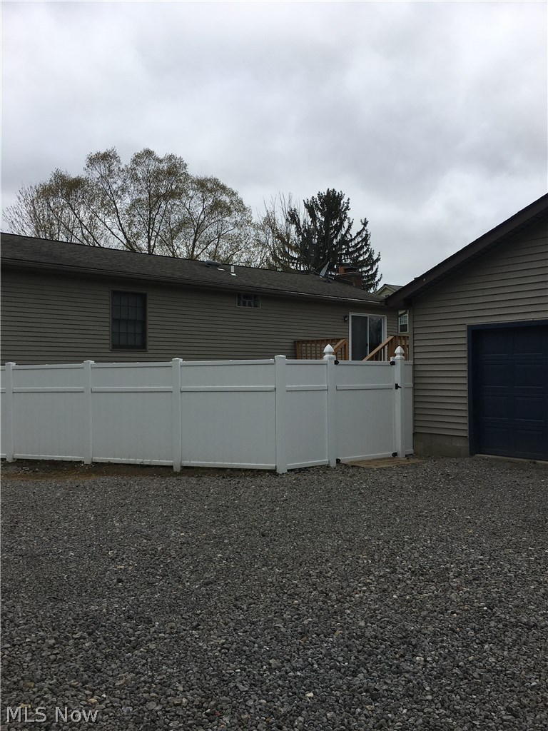 2888 Ridge Road Cortland, OH 44410 - Photo 2 of 25 Gallery Image 2