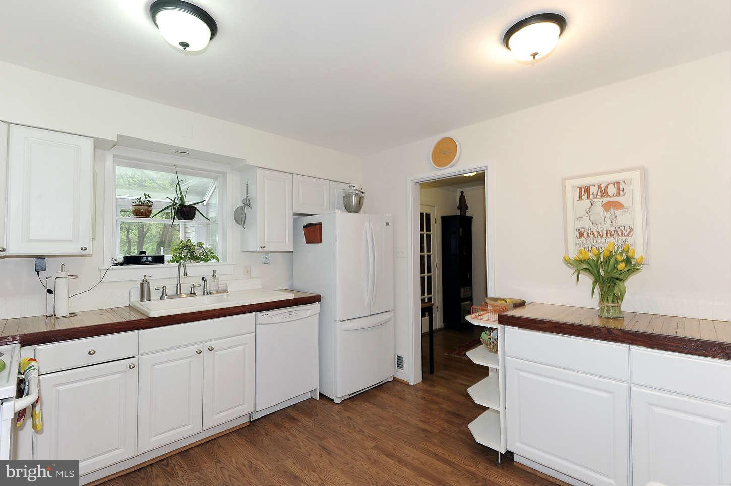 1501 Sanford Road Silver Spring, MD 20902 - Photo 7 of 24 Kitchen
