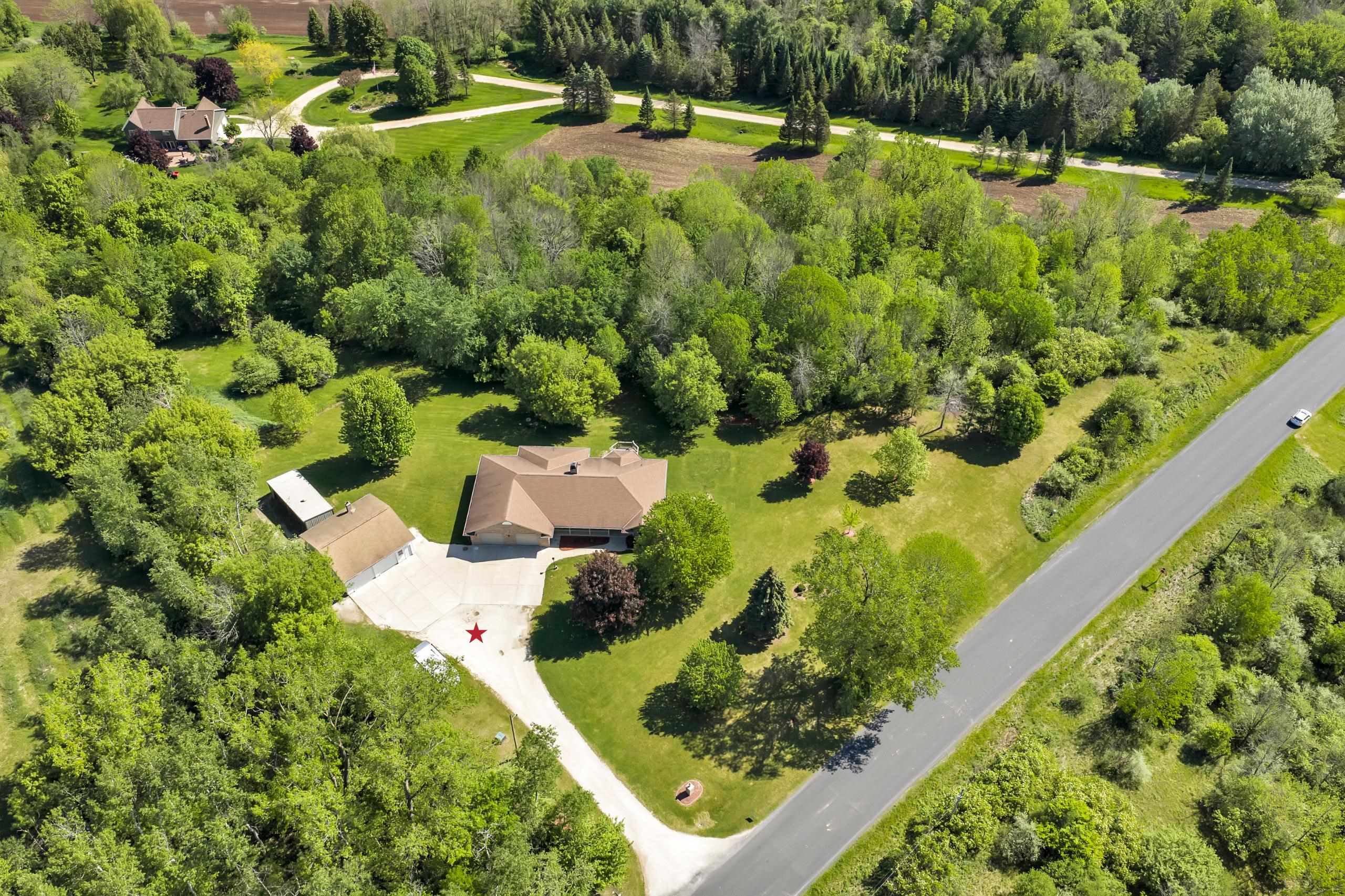 5813 North Avenue Denmark, WI 54208 - Photo 44 of 51