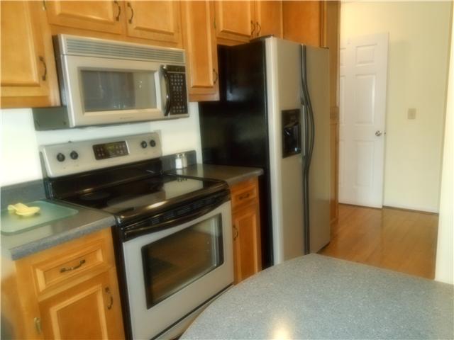 949 General George Patton Road, Unit 949 Nashville, TN 37221 - Photo 14 of 20 Kitchen with stainless steel appliances