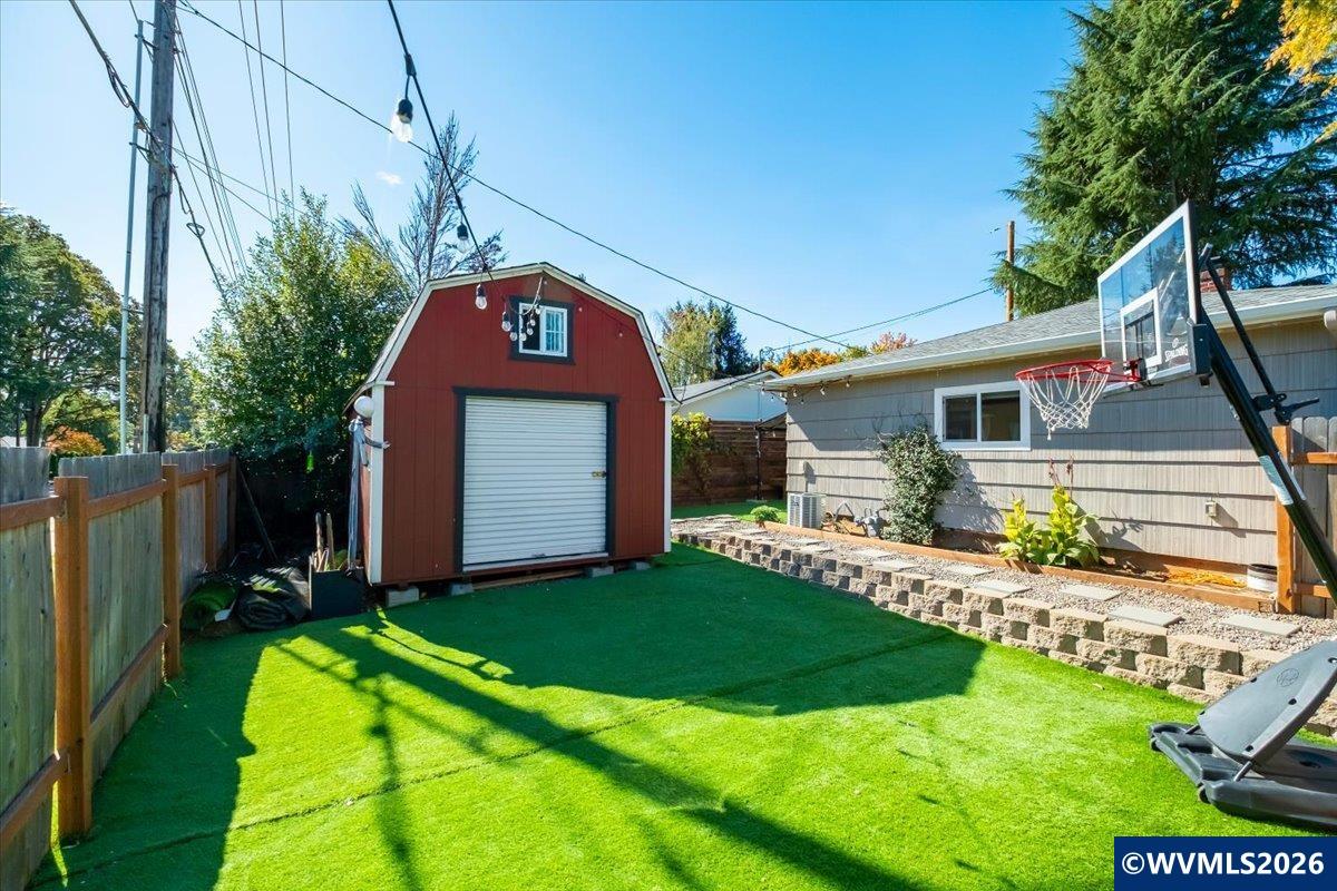 398 Mize Road Southeast Salem, OR 97302 - Photo 34 of 42 Gallery Image 34