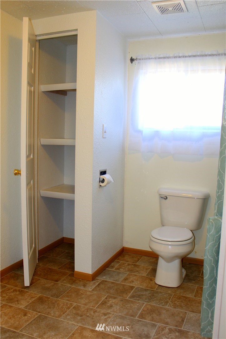 18229 Corvallis Street Southwest Rochester, WA 98579 - Photo 19 of 21