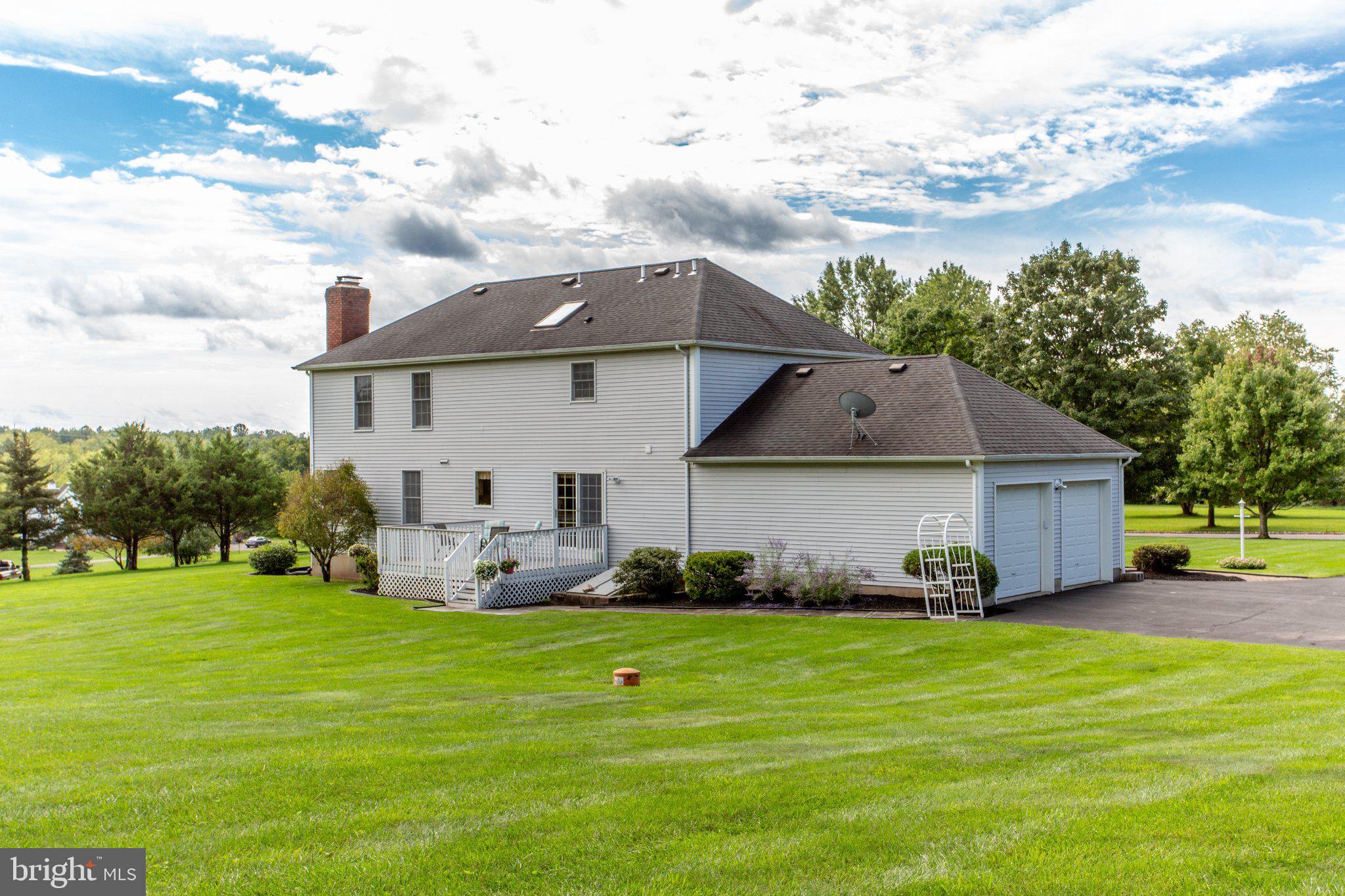 25 Farmhouse Road Milford, NJ 08848 - Photo 38 of 46 Backyard