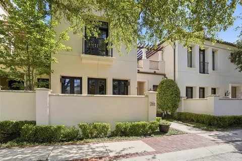 $850,000 | 2613 Museum Way, Fort Worth, TX 76107