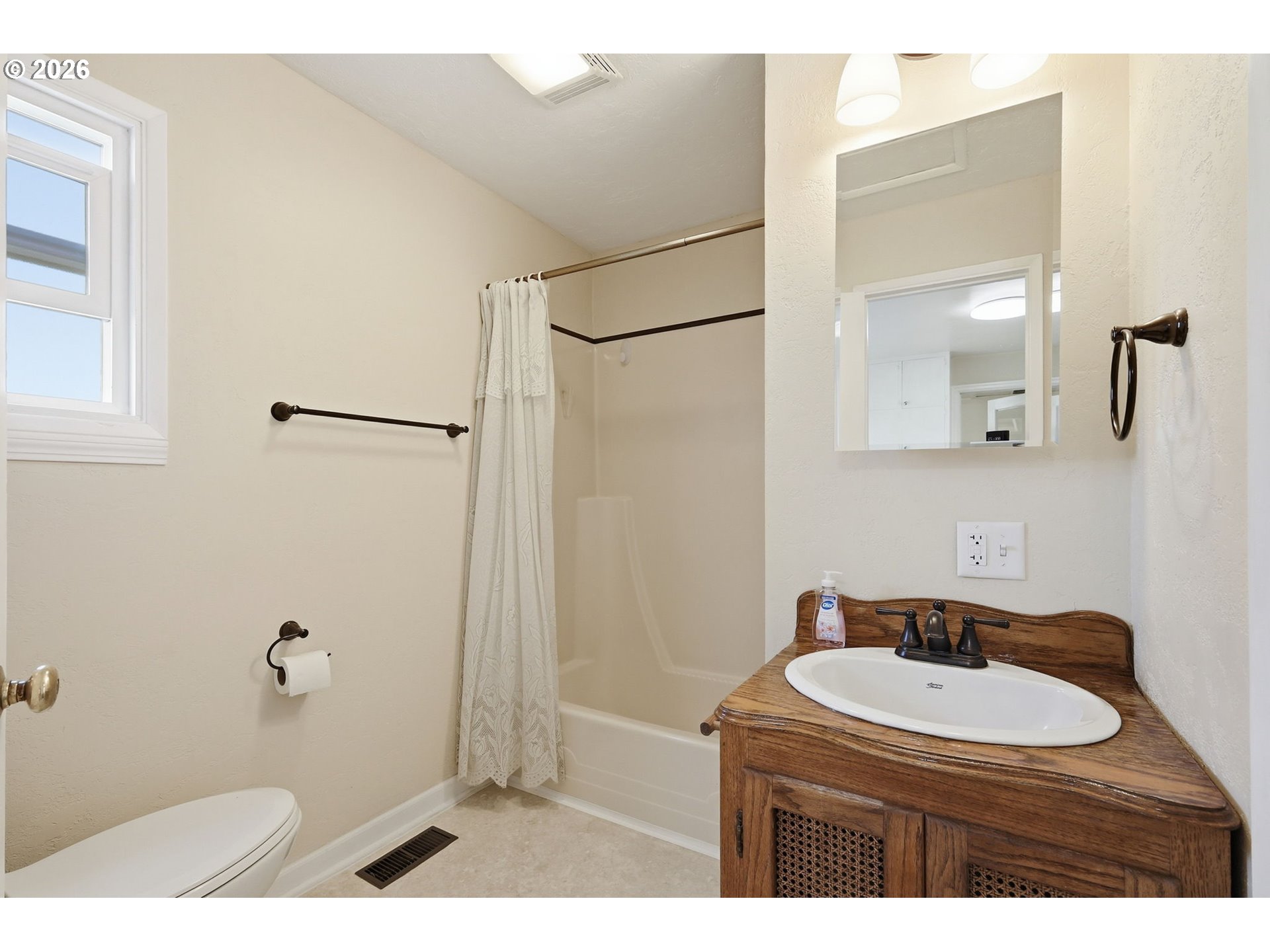 2063 2nd Street Springfield, OR 97477 - Photo 30 of 45