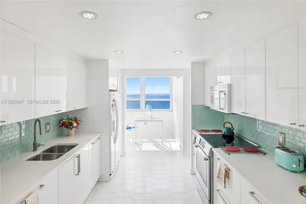 $14,400 | 1 Grove Isle Drive, Unit A1102, Miami, FL 33133