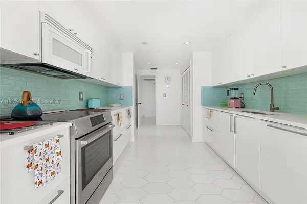 $14,400 | 1 Grove Isle Drive, Unit A1102, Miami, FL 33133