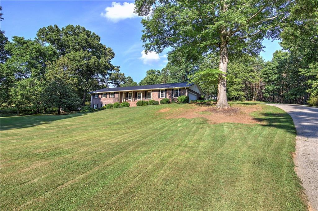 408 Mac Johnson Road Northwest Cartersville, GA 30121 - Photo 4 of 79