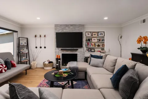 $2,095,000 | 2435 Frankfort Street, San Diego, CA 92110